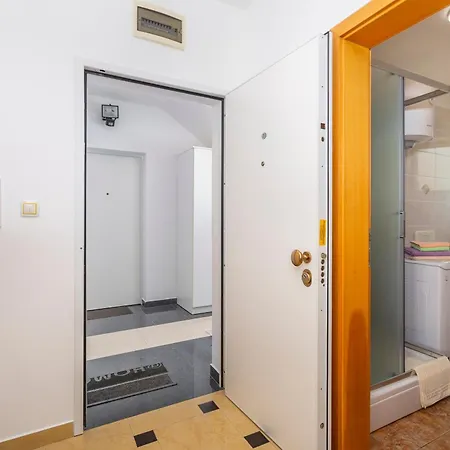 Appartamento 5295b Njivice